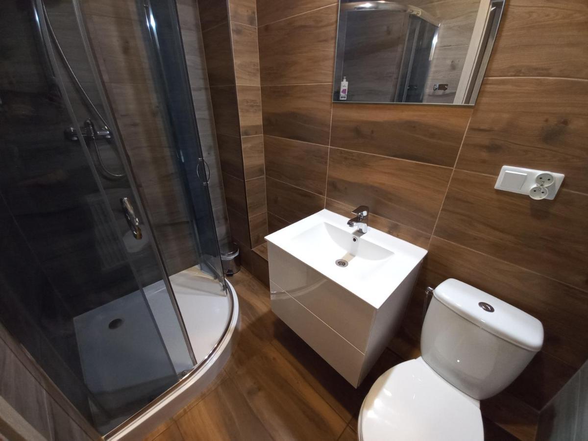 Good Night Noclegi & Strefa Z Sauna I Jacuzzi Ogolnodostepna Lub Na Wylacznosc Čechovice-Dědice Exteriér fotografie