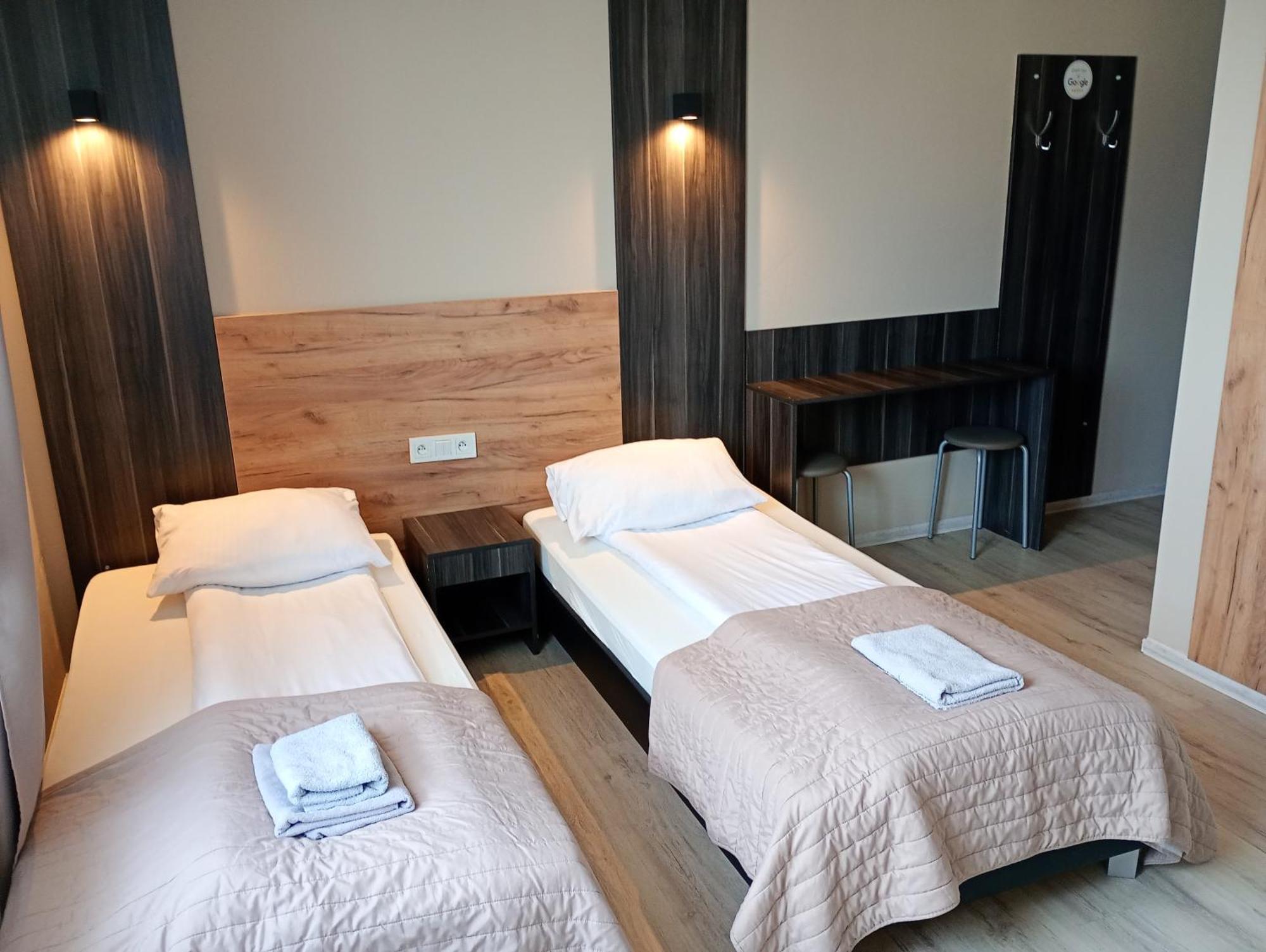 Good Night Noclegi & Strefa Z Sauna I Jacuzzi Ogolnodostepna Lub Na Wylacznosc Čechovice-Dědice Exteriér fotografie