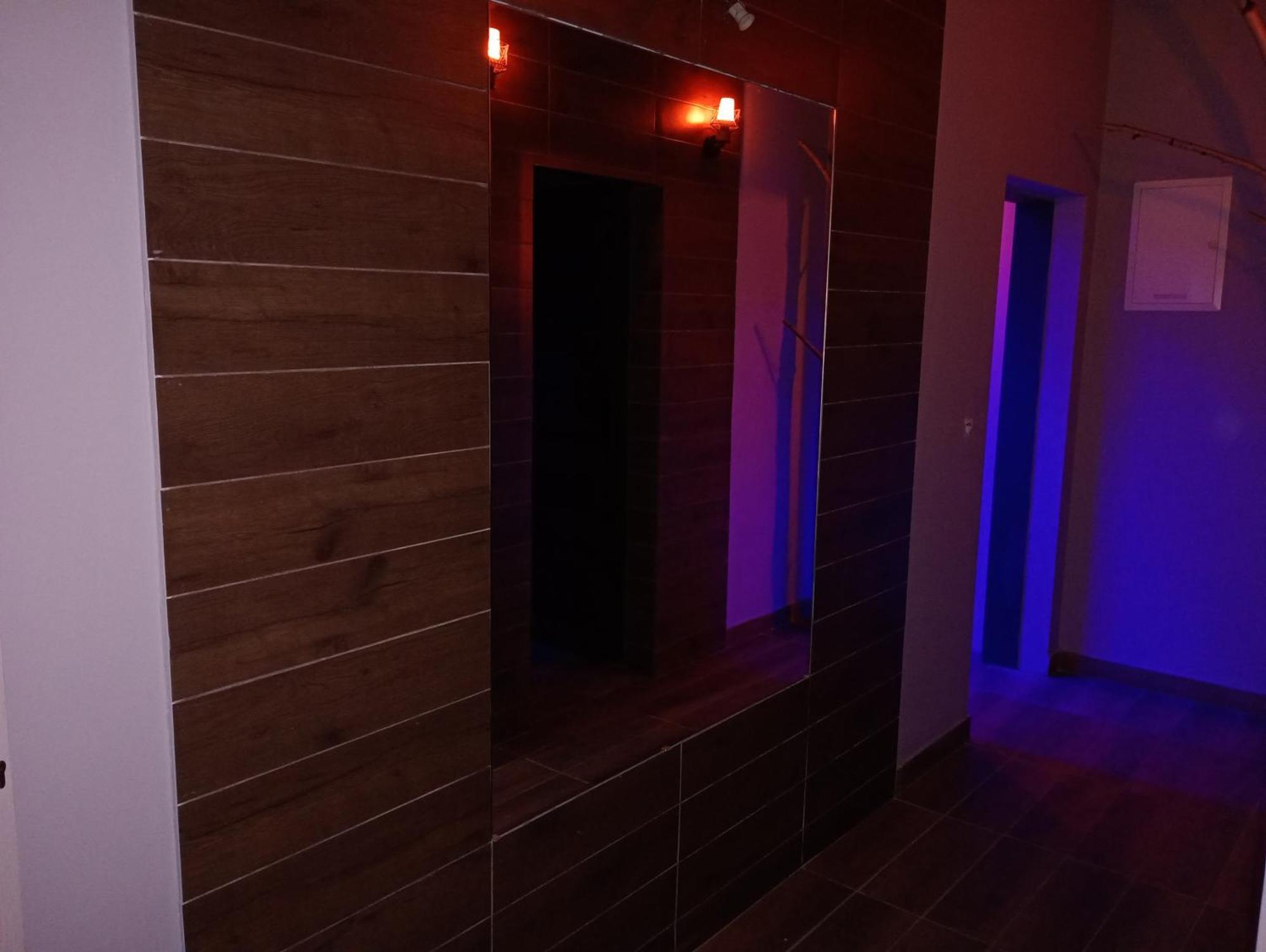 Good Night Noclegi & Strefa Z Sauna I Jacuzzi Ogolnodostepna Lub Na Wylacznosc Čechovice-Dědice Exteriér fotografie