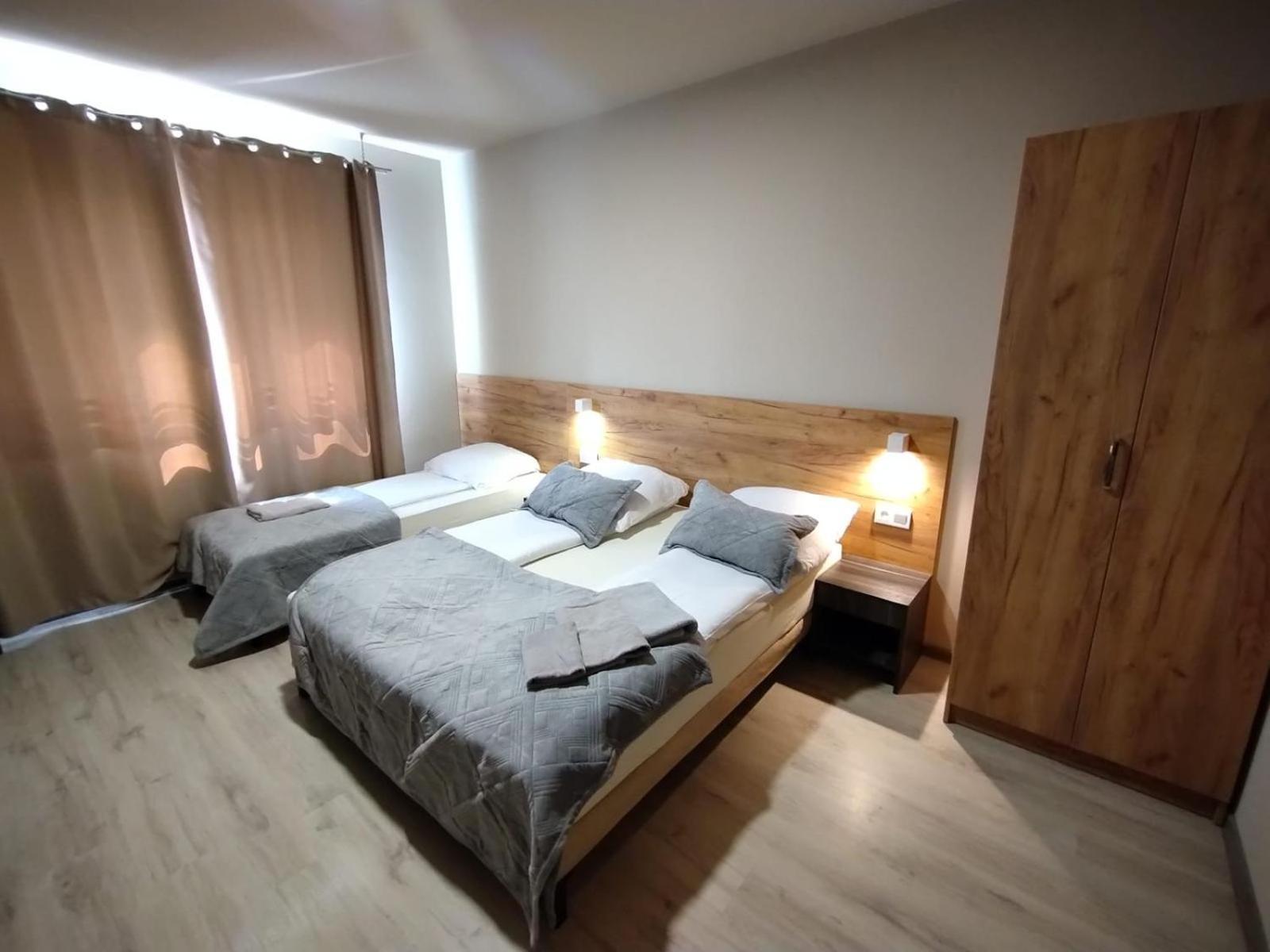 Good Night Noclegi & Strefa Z Sauna I Jacuzzi Ogolnodostepna Lub Na Wylacznosc Čechovice-Dědice Exteriér fotografie